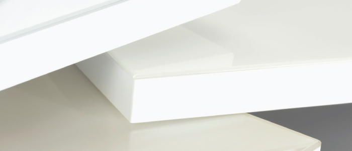 Akryl�tov� dvierka REHAU