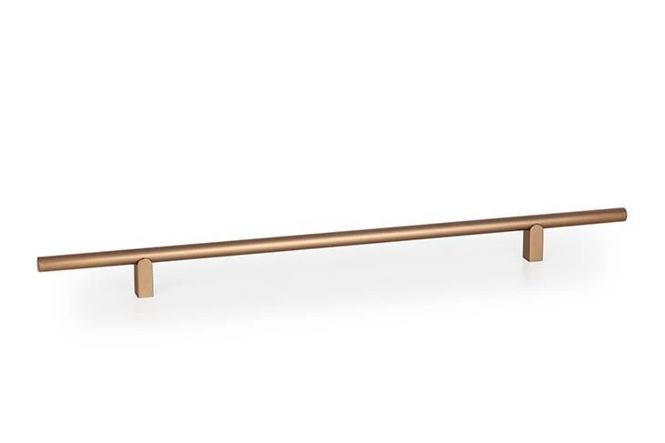 Úchytka Viefe KUMO / brúsená mosadz cava / 480 mm