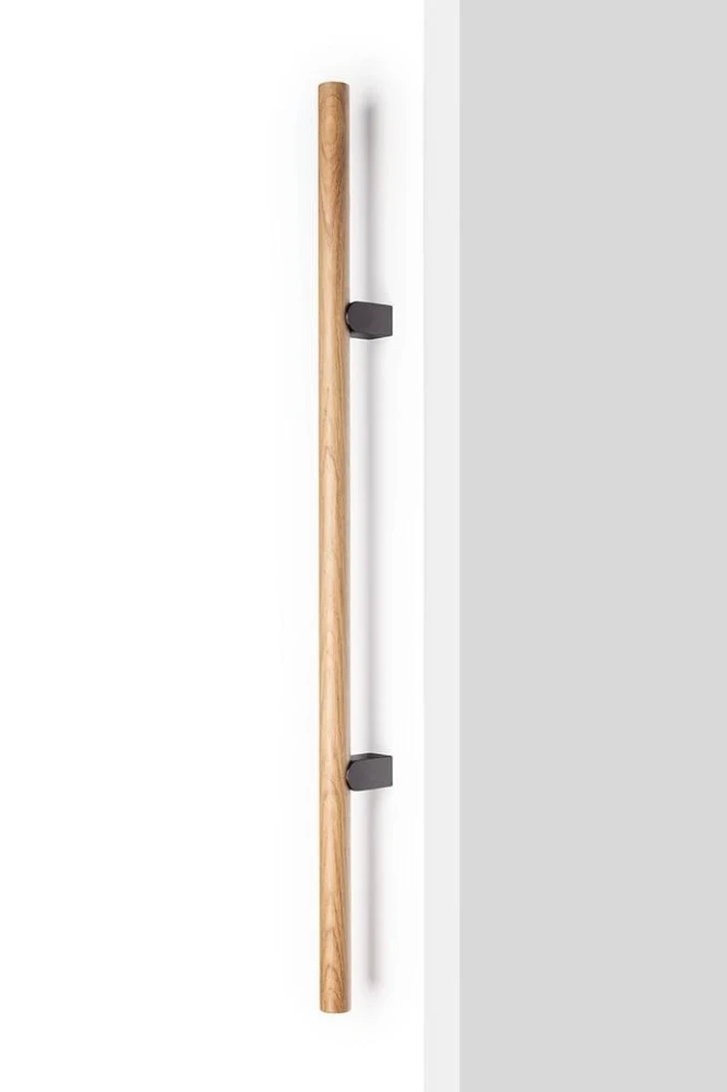 Úchytka Viefe KUMO WOOD BIG / dub + titánová čierna / 610 mm